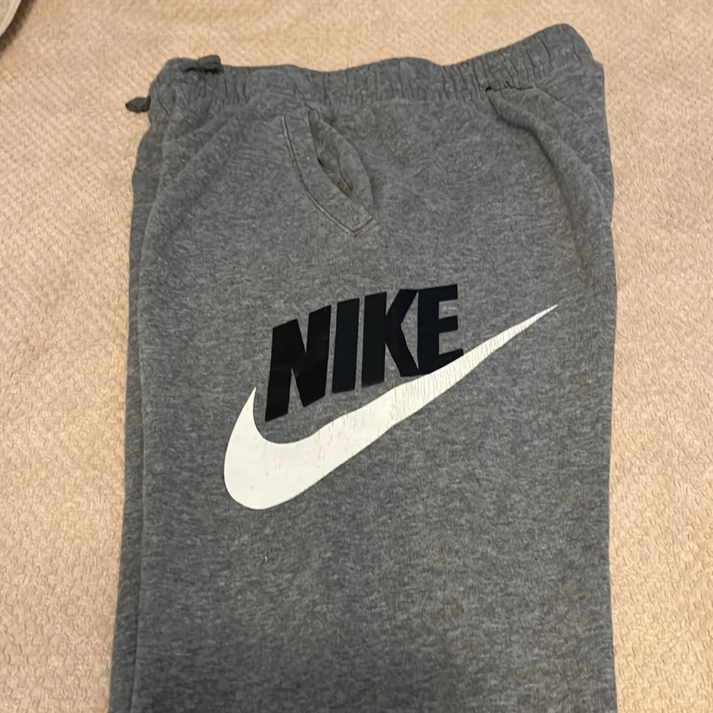 Nike Joggers YL